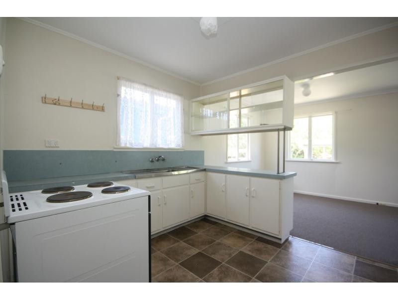 31 Davis Street, Redcliffe QLD 4020