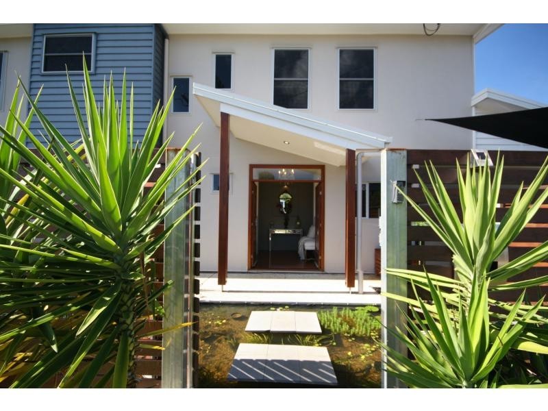 4 Harriet Street, Clontarf QLD 4019