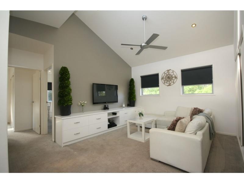 4 Harriet Street, Clontarf QLD 4019