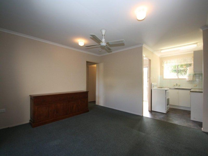 Unit 2/120 John Street, Redcliffe QLD 4020