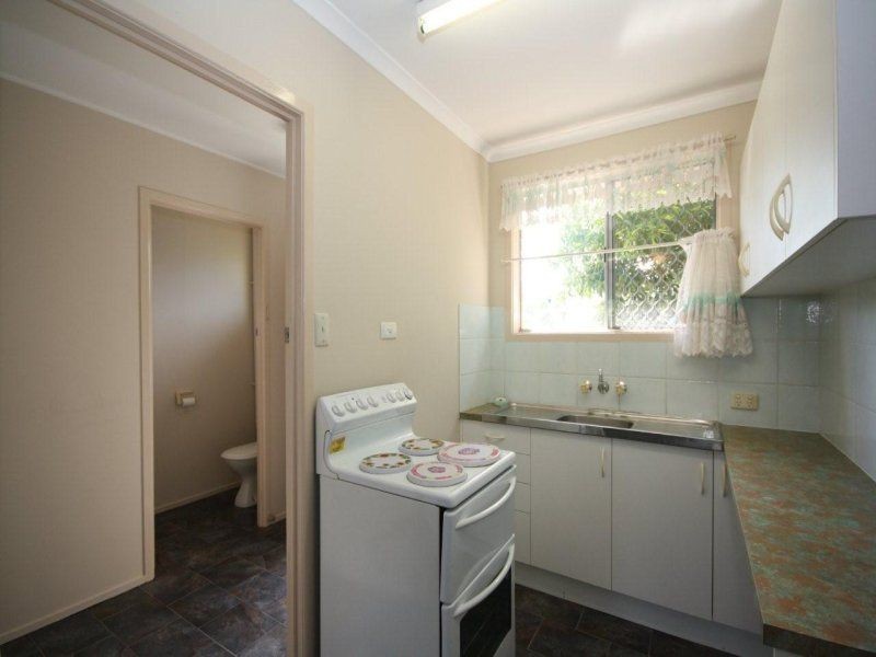 Unit 2/120 John Street, Redcliffe QLD 4020