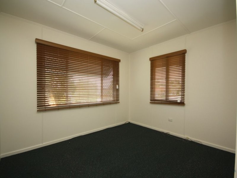 13 Knights Terrace, Margate QLD 4019