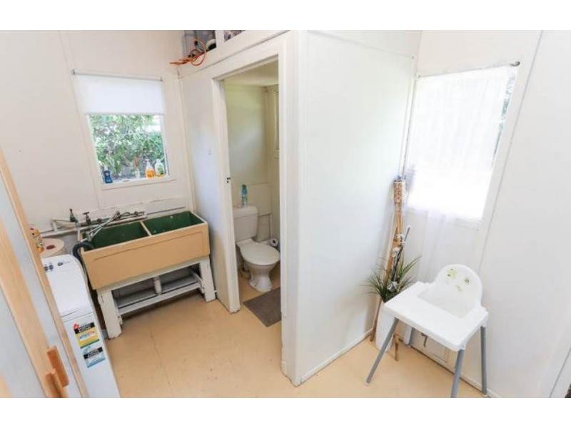 143 Oxley Avenue, Woody Point QLD 4019