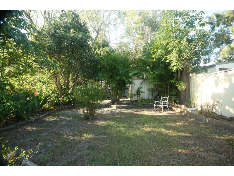 18 Pikett Street, Clontarf QLD 4019