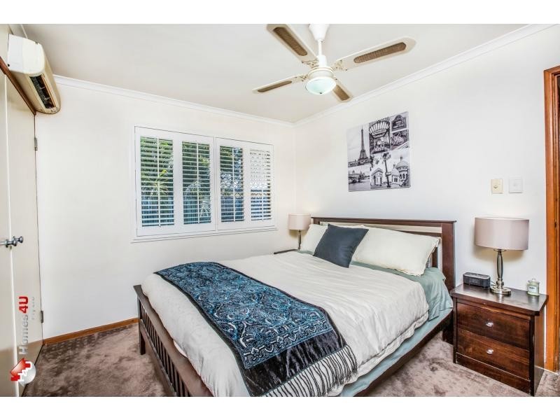 35 Dawn Street, Deception Bay QLD 4508