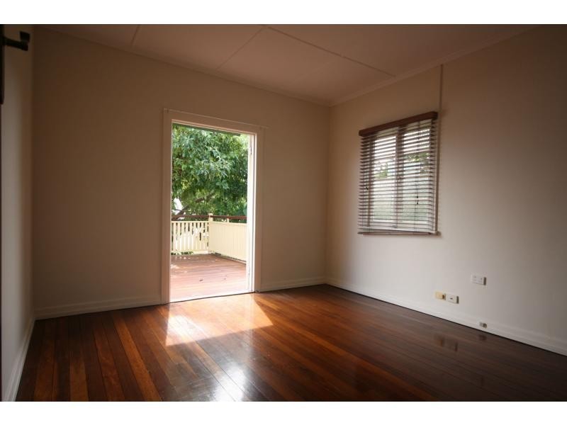 1/36 Langdon Avenue, Margate QLD 4019