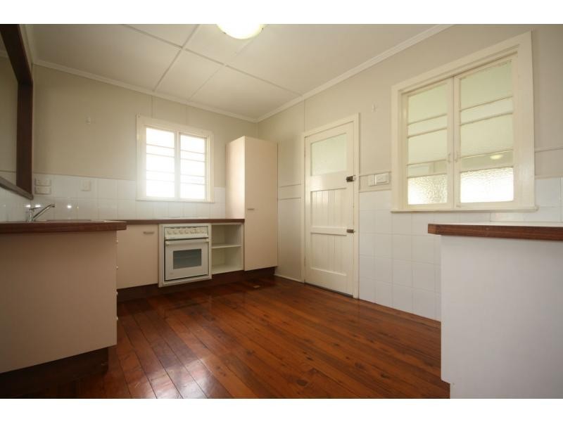 19 Elizabeth Avenue, Clontarf QLD 4019