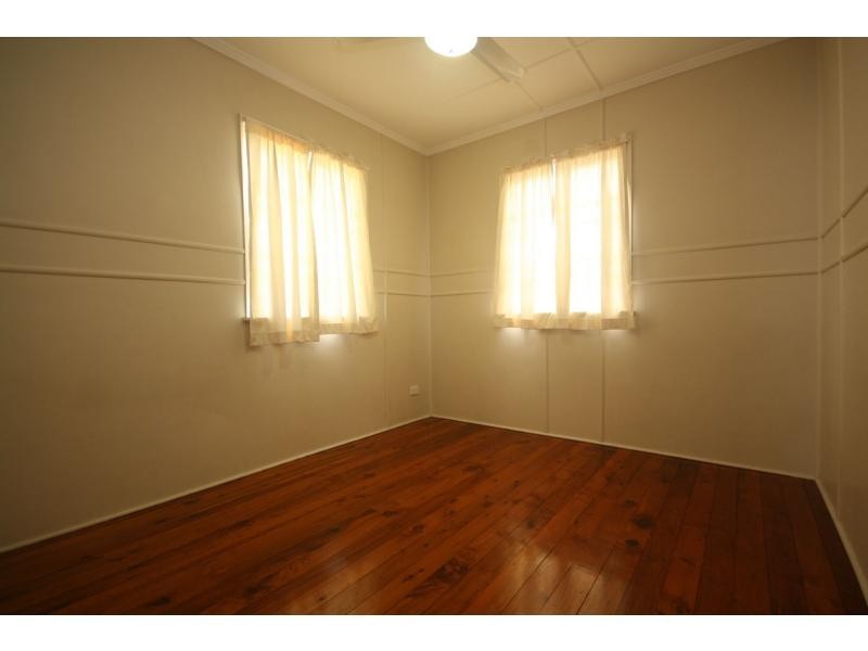 19 Elizabeth Avenue, Clontarf QLD 4019