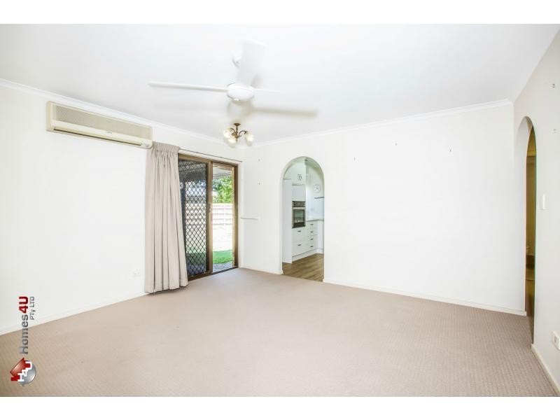 Unit 2/151A Maine Road, Clontarf QLD 4019