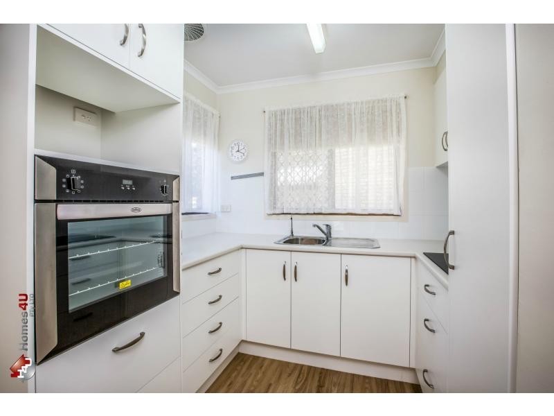 Unit 2/151A Maine Road, Clontarf QLD 4019