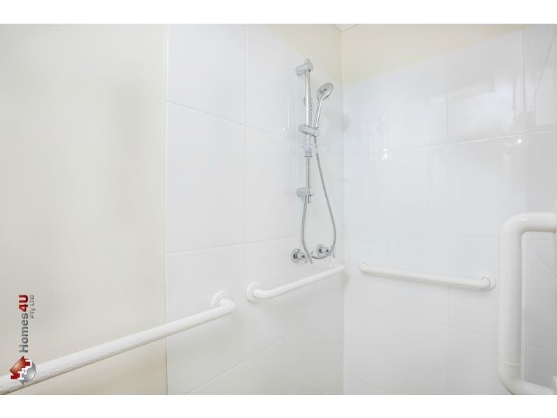 Unit 2/151A Maine Road, Clontarf QLD 4019