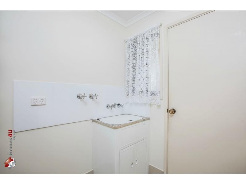 Unit 2/151A Maine Road, Clontarf QLD 4019