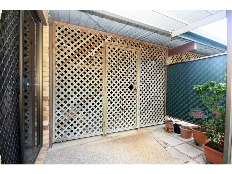 Unit 2/151A Maine Road, Clontarf QLD 4019