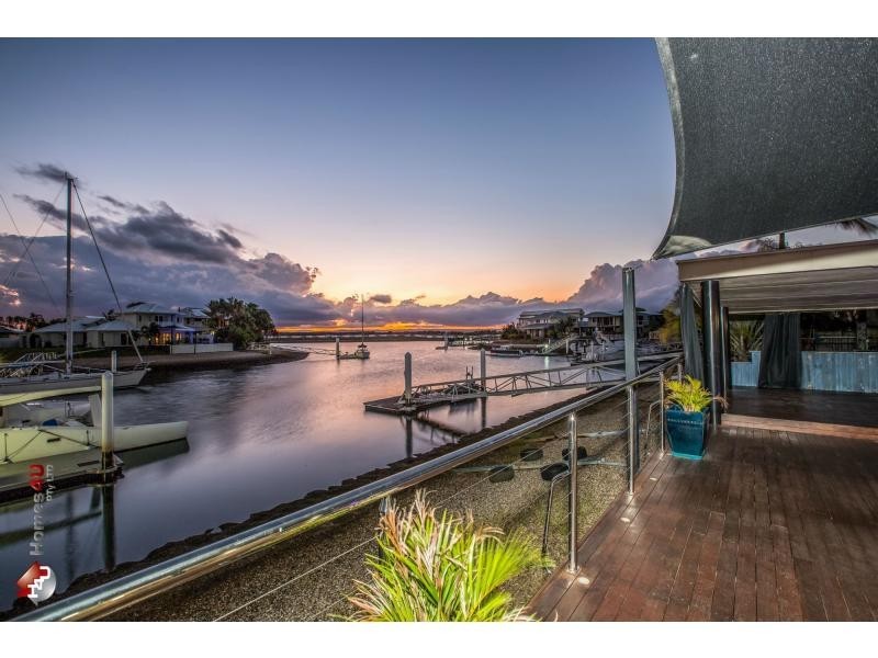 11 Defender Street, Newport QLD 4020