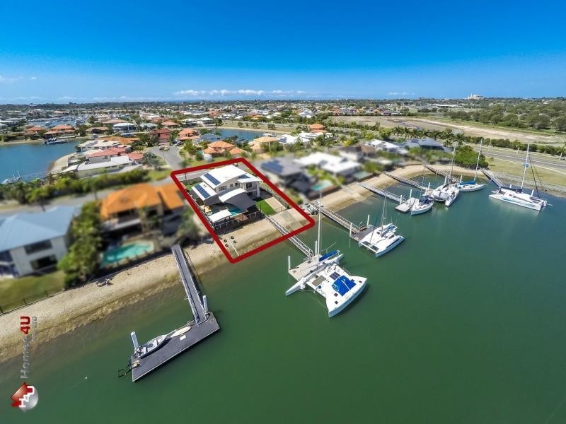 11 Defender Street, Newport QLD 4020