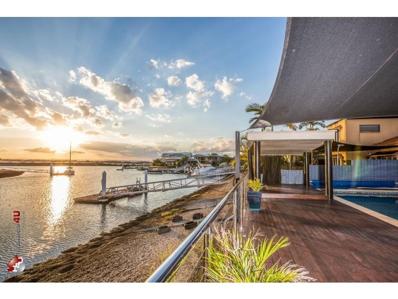 11 Defender Street, Newport QLD 4020