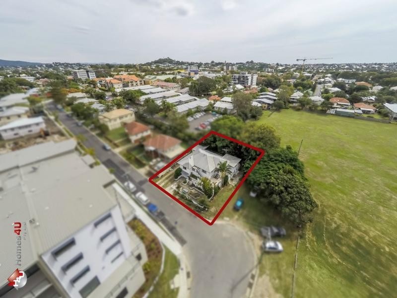 42 Bryden Street, Windsor QLD 4030
