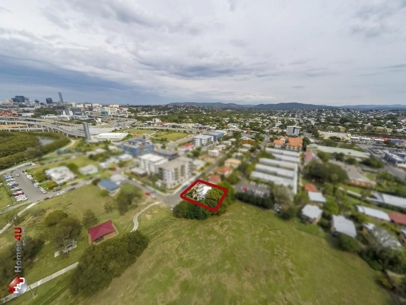 42 Bryden Street, Windsor QLD 4030