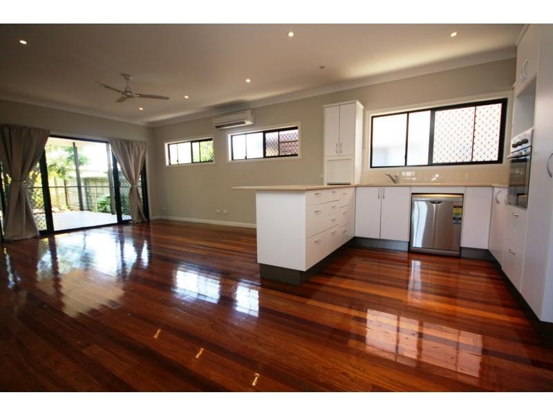 62 Eversleigh Road, Scarborough QLD 4020