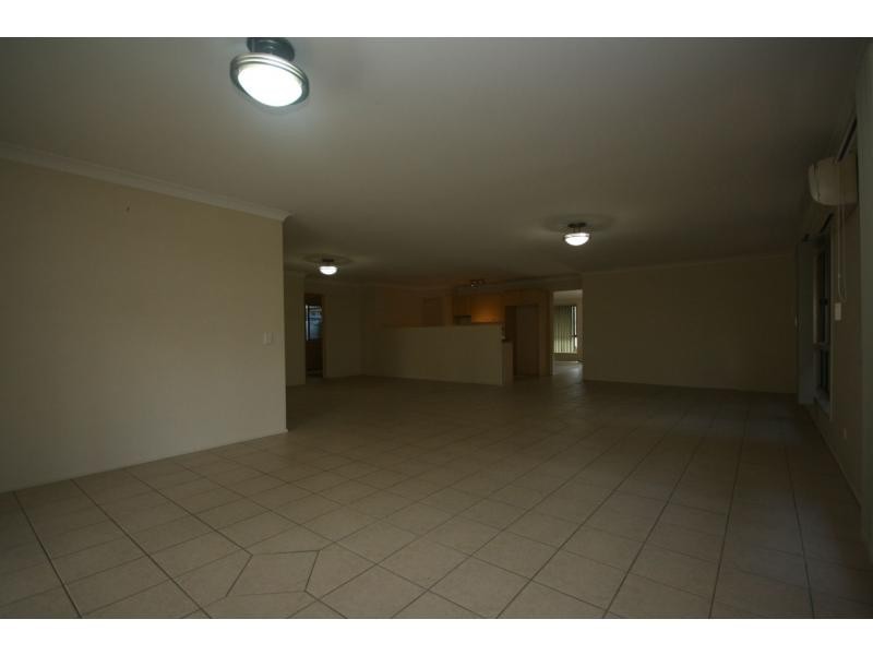 22 Hemlock Street, Warner QLD 4500