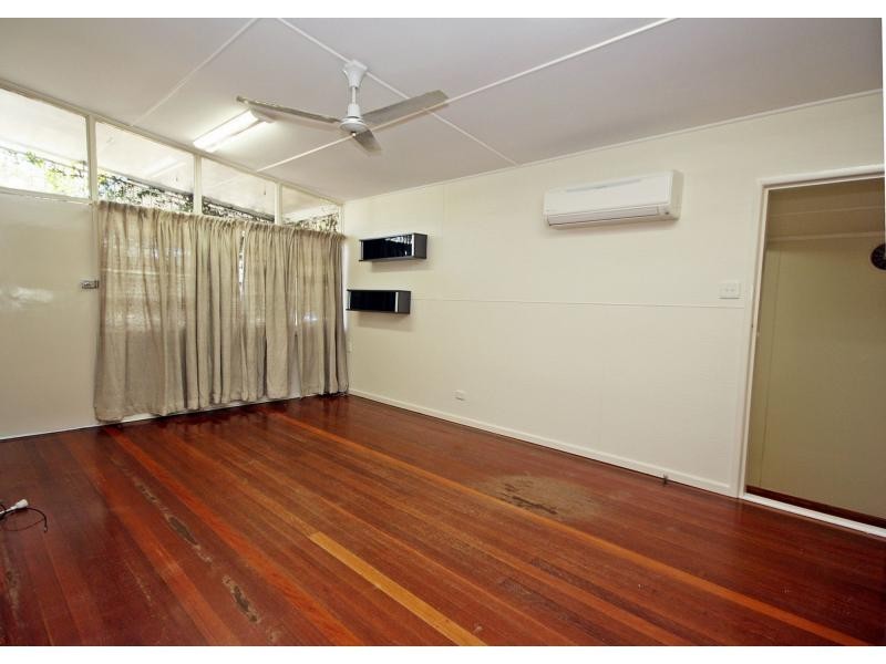 280 Victoria Avenue, Redcliffe QLD 4020