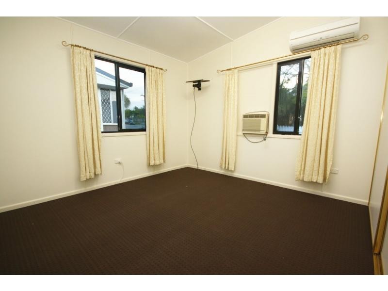 280 Victoria Avenue, Redcliffe QLD 4020