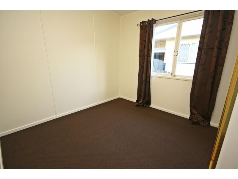 280 Victoria Avenue, Redcliffe QLD 4020