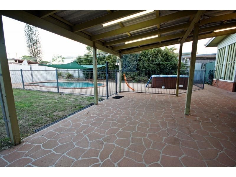 280 Victoria Avenue, Redcliffe QLD 4020