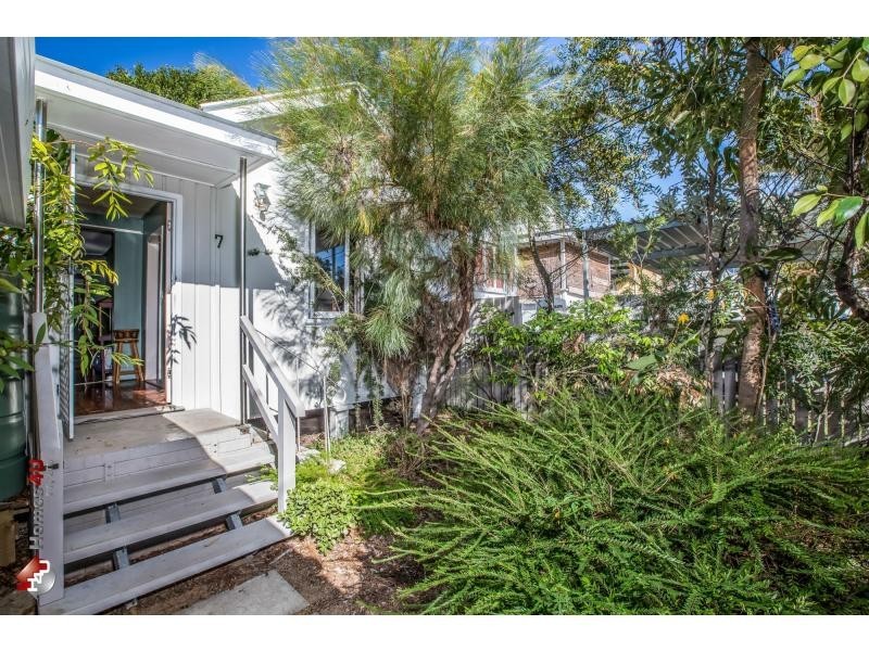 7 Joseph Street, Margate QLD 4019