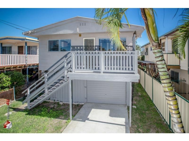 39 Gertrude Street, Redcliffe QLD 4020