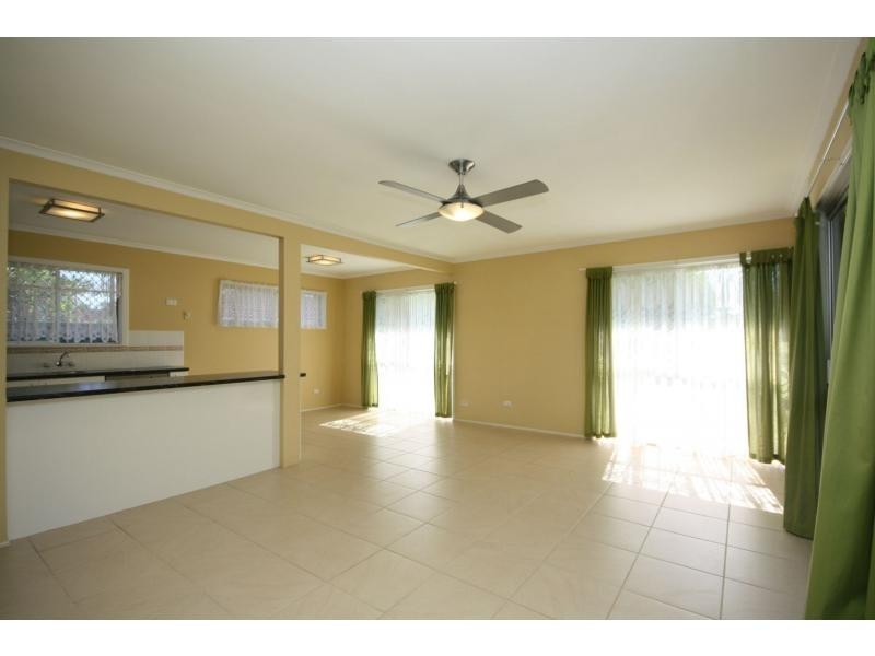 111 Klingner Road, Redcliffe QLD 4020