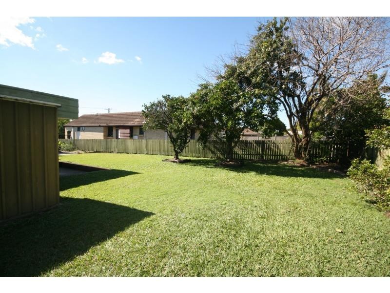 111 Klingner Road, Redcliffe QLD 4020