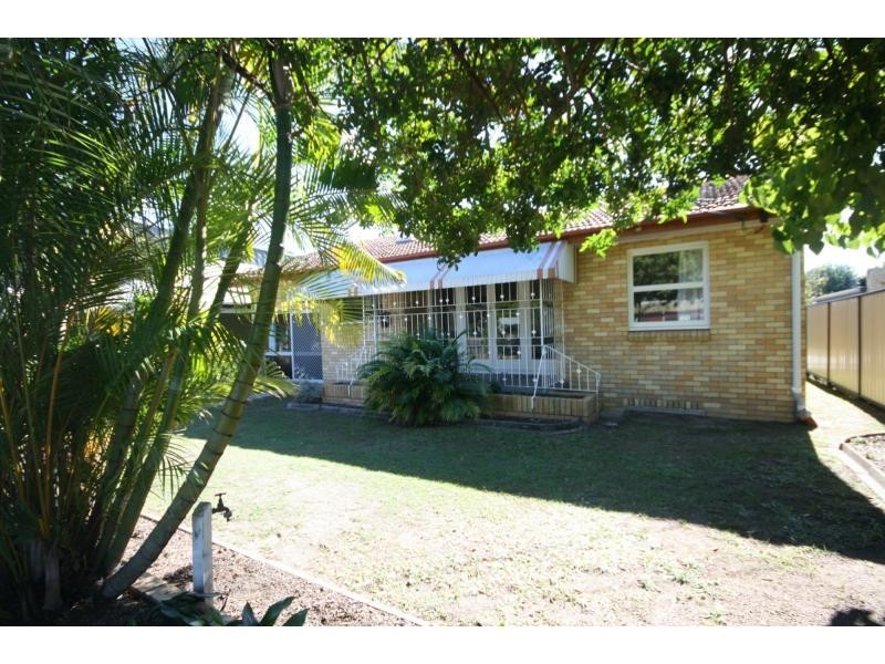 20 Klingner Road, Redcliffe QLD 4020