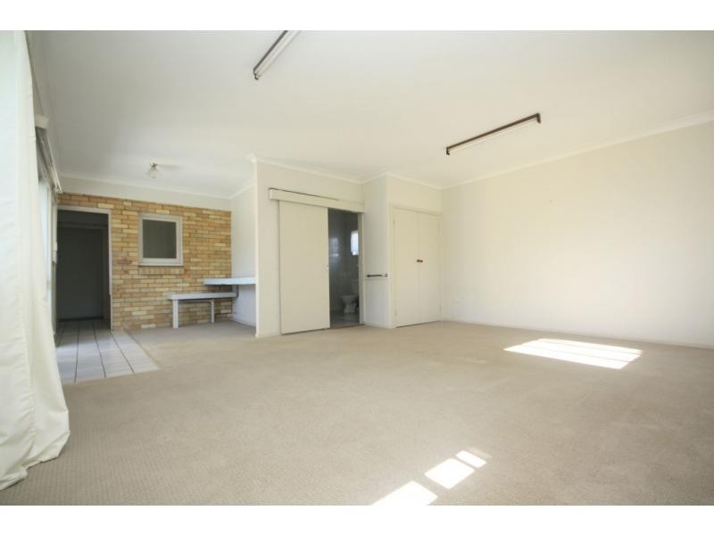 20 Klingner Road, Redcliffe QLD 4020