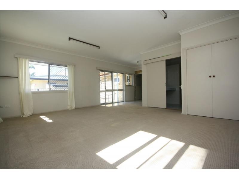 20 Klingner Road, Redcliffe QLD 4020