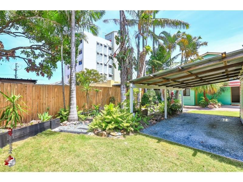 6 Louis Street, Redcliffe QLD 4020