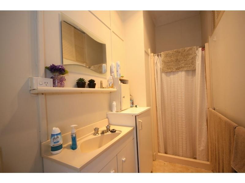 28 Bramble Street, Woody Point QLD 4019