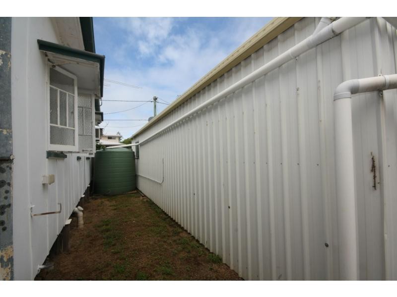 28 Bramble Street, Woody Point QLD 4019