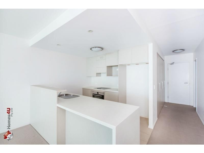 606/14 Oxley Avenue, Woody Point QLD 4019