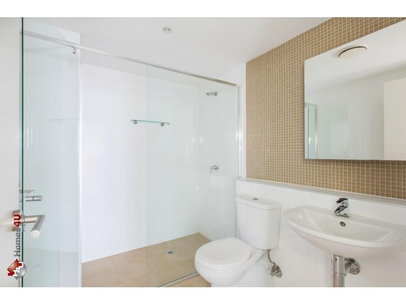 606/14 Oxley Avenue, Woody Point QLD 4019