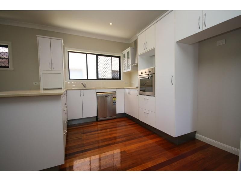 62 Eversleigh Road, Scarborough QLD 4020