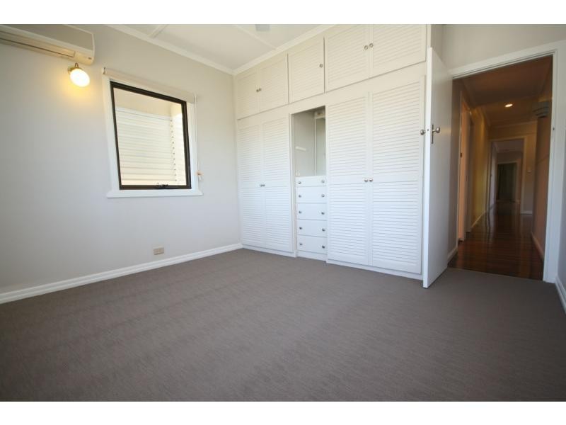 62 Eversleigh Road, Scarborough QLD 4020