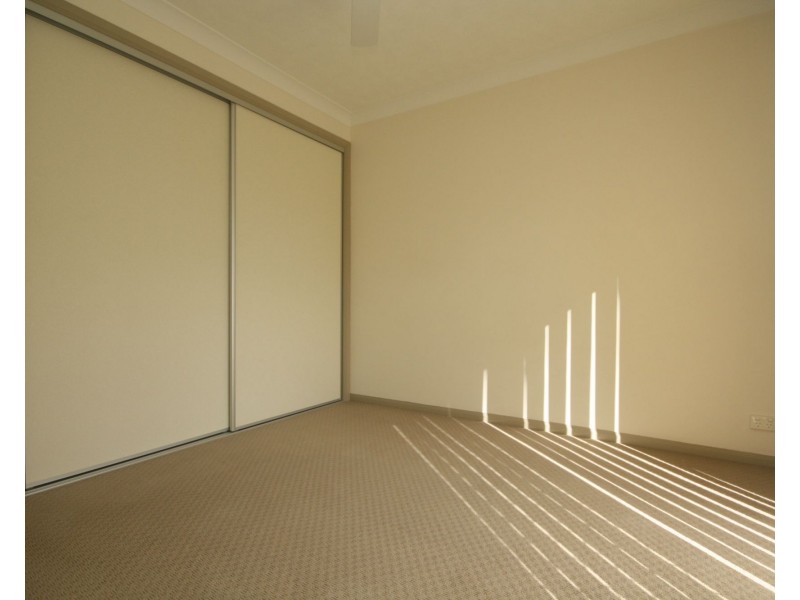 4/7 Sutton Street, Redcliffe QLD 4020