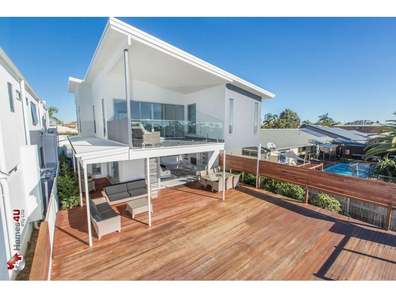 15A Courageous Court, Newport QLD 4020