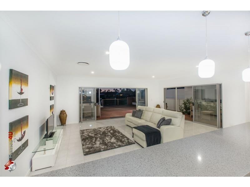 15A Courageous Court, Newport QLD 4020