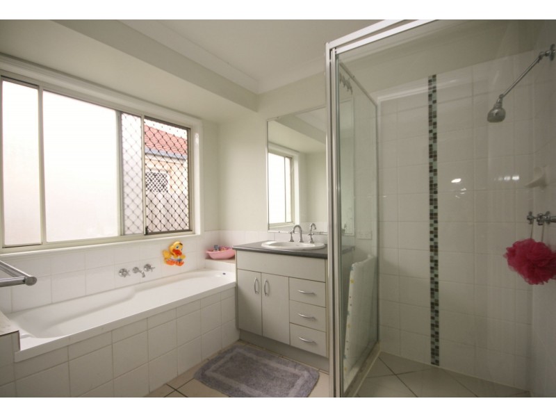 60 Ronald Court, Caboolture South QLD 4510