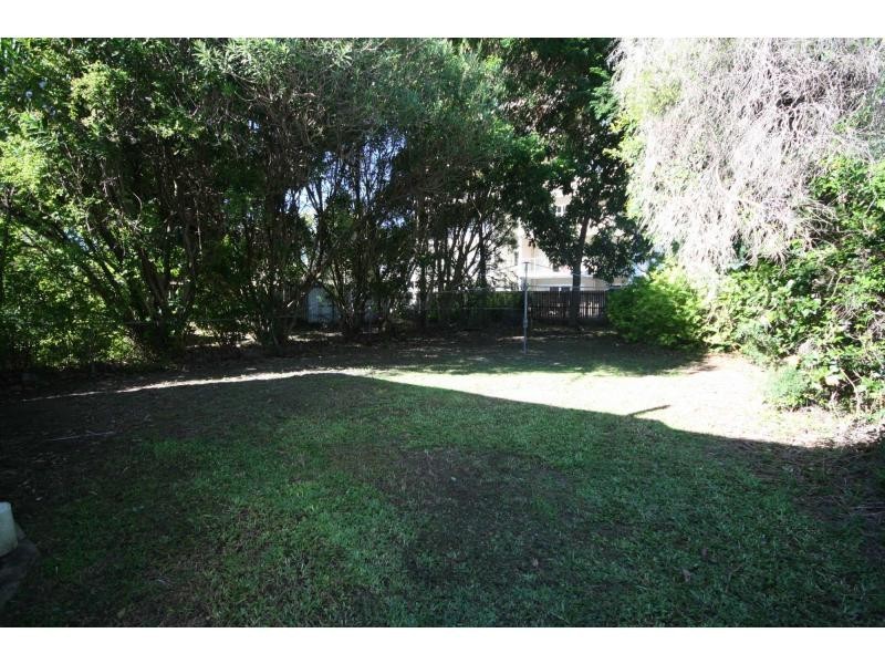 21 Louis Street, Redcliffe QLD 4020
