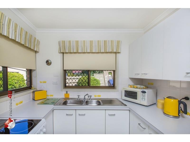 Unit 1/151A Maine Road, Clontarf QLD 4019