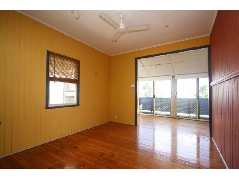 29 Whytecliffe Parade, Woody Point QLD 4019