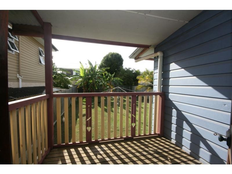 29 Whytecliffe Parade, Woody Point QLD 4019
